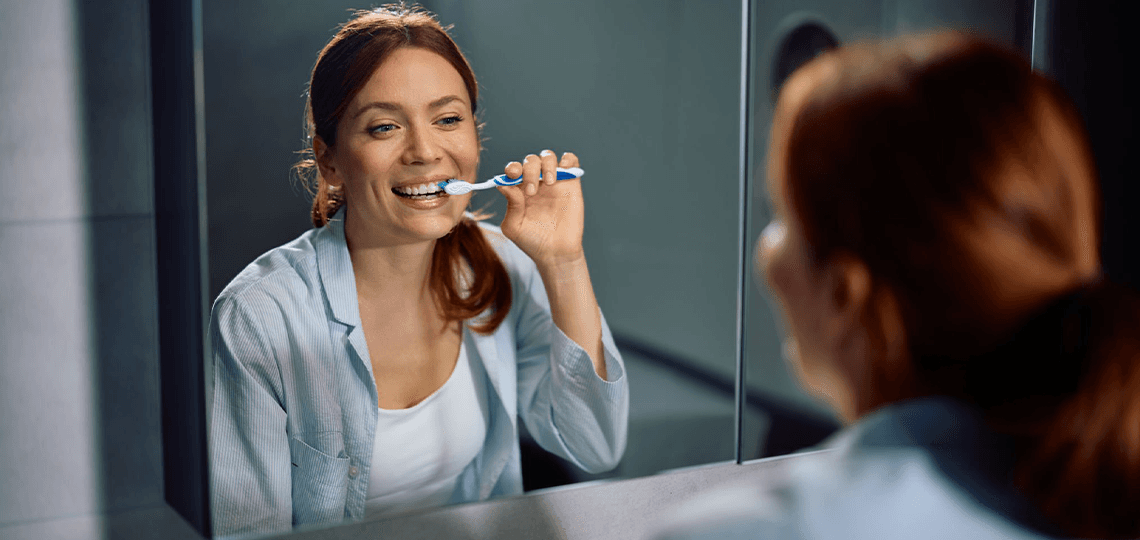 Como manter a higiene bucal no trabalho de forma prática?